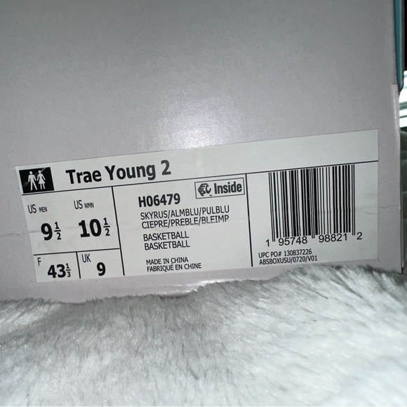 Adidas Trae Young 2 Ice Athletic Basketball Sneakers Sky Blue White UNC H06479 - Picture 15 of 15